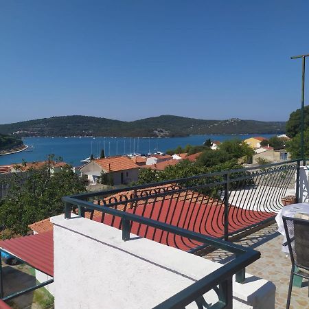 Veldic Apartments Тисно Екстериор снимка