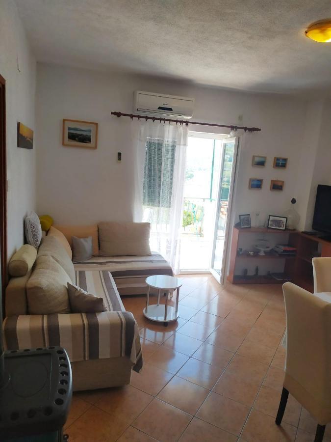 Veldic Apartments Тисно Екстериор снимка
