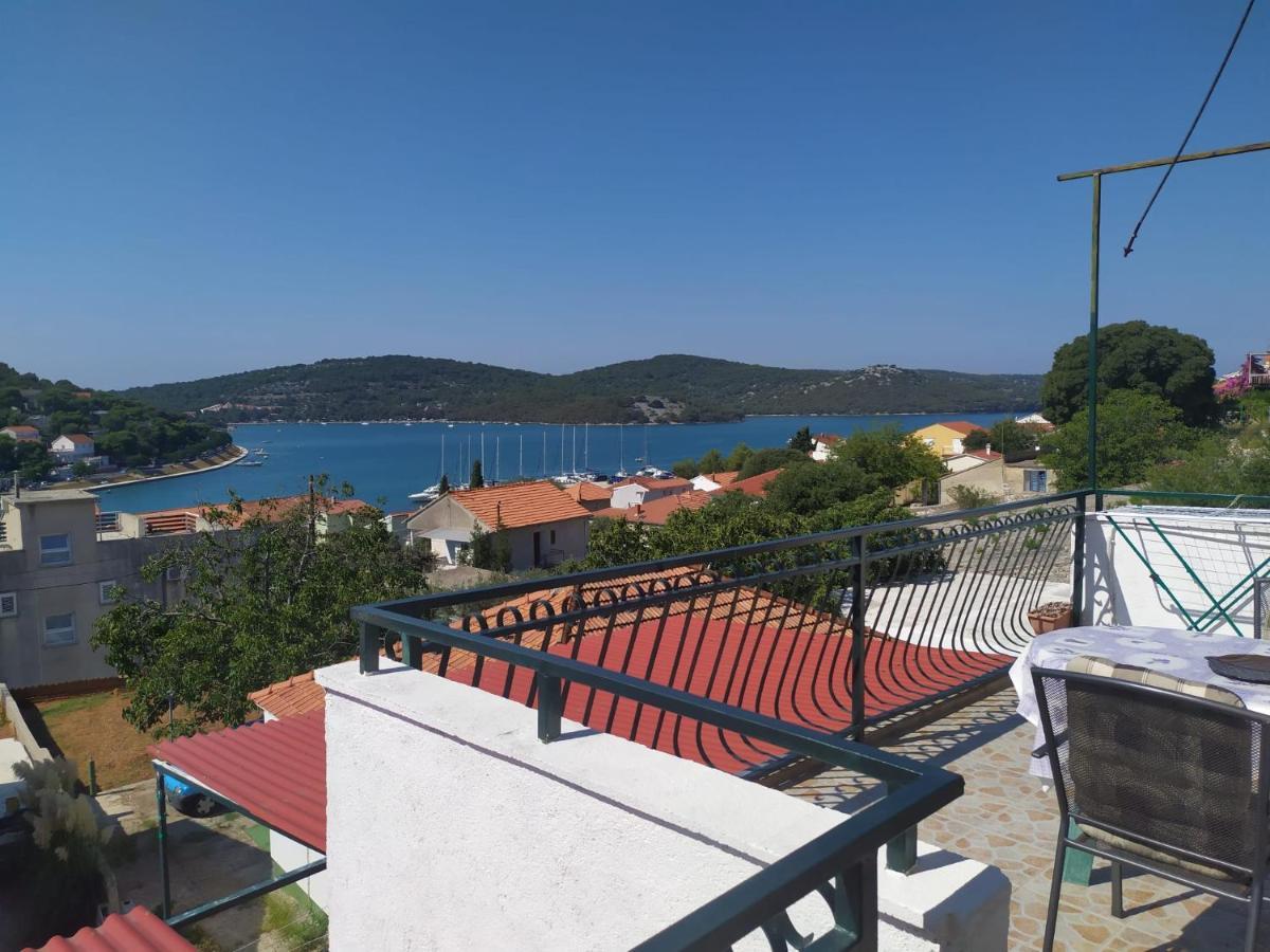 Veldic Apartments Тисно Екстериор снимка