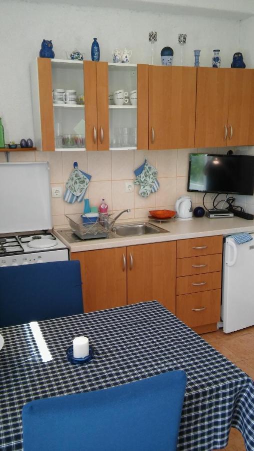 Veldic Apartments Тисно Екстериор снимка