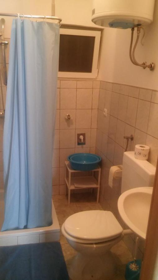 Veldic Apartments Тисно Екстериор снимка
