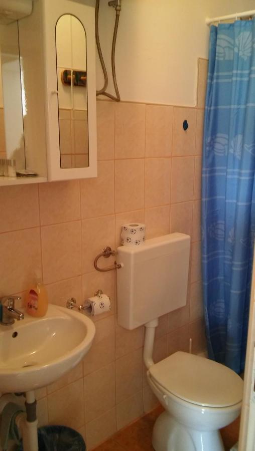 Veldic Apartments Тисно Екстериор снимка
