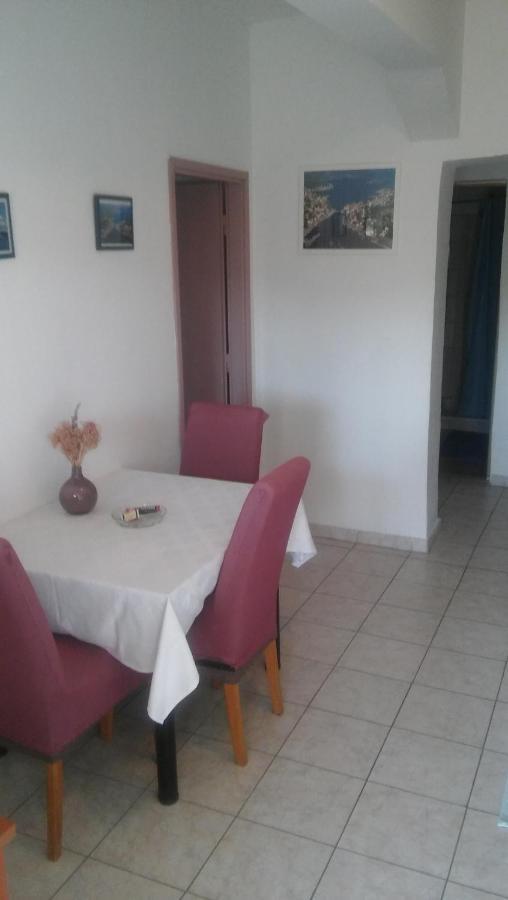 Veldic Apartments Тисно Екстериор снимка