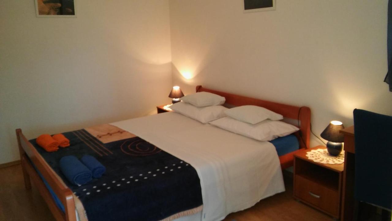 Veldic Apartments Тисно Екстериор снимка